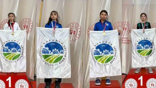 Sakaryalı sporcular Kütahyadaki turnuvaya damga vurdu