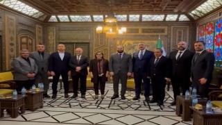 Şamdaki Tarihi Emevi Camii, Gaziantepli halıcılar tarafından dokunan halılarına kavuştu