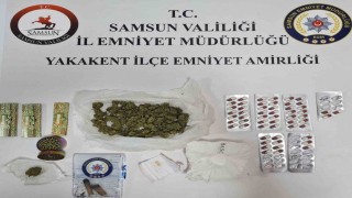 Samsunda araçta zulalanan uyuşturucu ele geçti: 5 gözaltı