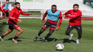 Samsunspor, Adana Demirspor maçında üçüncülüğü korumak istiyor