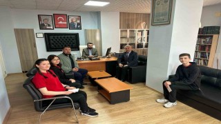 Sarıgöl Hayriye Ertürk Anadolu lisesi ödüle doymuyor