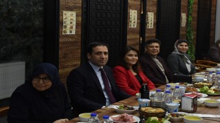 Şehit aileleri ve gaziler iftar yemeğinde bir araya geldiler