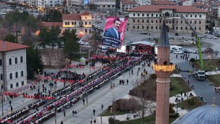 Şehitleri anma ve birlik iftarında birlerce kişi bir araya geldi