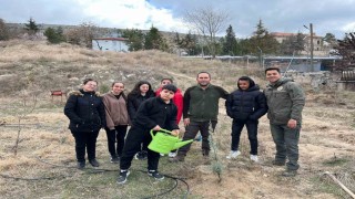 Seyitgazide 700 fidan toprakla buluştu