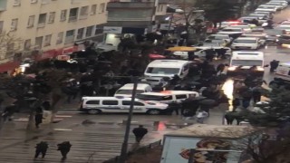 Siirtte iki grup arasında bıçaklı kavga: 3 yaralı