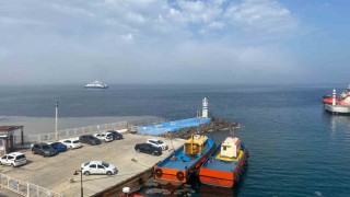 Sis etkisini yitirdi, Çanakkale Boğazında feribot seferleri tekrar başladı