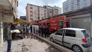 Sivasta bir iş yerinde çıkan yangın paniğe neden oldu