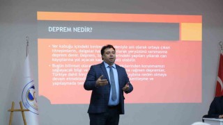 Sorgun Belediyesinden muhtarlara deprem bilgilendirme konferansı