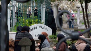 Sultangazi Belediyesi, Ramazan boyunca İstanbulun tarihi cami ve türbelerine geziler düzenledi