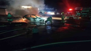 Susurlukta araç yangını korkuttu