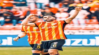 Talha ve Karimi ilk gollerini attı
