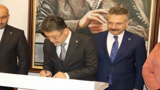 Tarım Bakanı Yumaklı, Eskişehir Valiliğini ziyaret etti