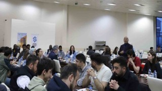 Tarım Bilimleri Fakültesi öğrencileri ile akademik ve idari personel iftarda bir araya geldi