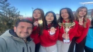 Tavşanlı Atatürk Anadolu Lisesi Genç Kızlar Boccede Kütahya şampiyonu oldu