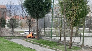 Tavşanlıda eski lastik yangını kısa sürede söndürüldü
