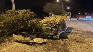 Tavşanlıda otomobil takla attı: 3 yaralı