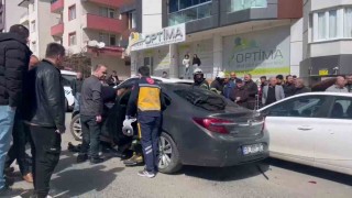 Tekirdağda gözleri kararan sürücü, park halindeki 3 araca çarptı