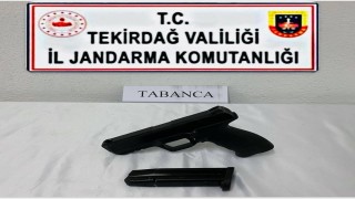 Tekirdağda jandarmadan ruhsatsız silah operasyonu