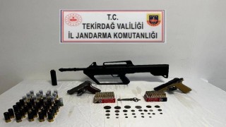 Tekirdağda jandarmadan silah ve uyuşturucu operasyonları