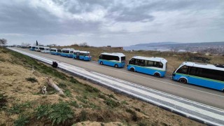 Tekirdağda onlarca minibüs belediye önünde kontak kapattı