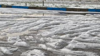 Tekirdağda yağan dolu ile tarım arazileri beyaza büründü