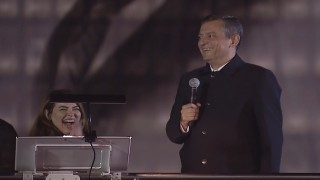 Terör propagandası yapan Eda Ezgi Yıldız, Özgür Özel ve İmamoğlu ailesiyle yan yana