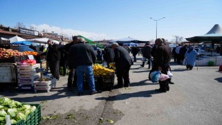 Ticaret satış hacmi yıllık yüzde 5,3 arttı