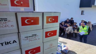 TİKA, Karadağda ihtiyaç sahiplerine gıda kolisi ulaştırdı