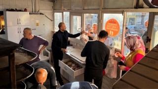 Toprakkale Belediye Fırını Ramazan Ayına Yoğun İlgiyle Başladı