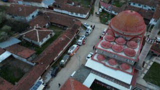 Türkiyenin dört bir yanından gelen karavan tutkunları son iftarlarını Bilecikte yaptı