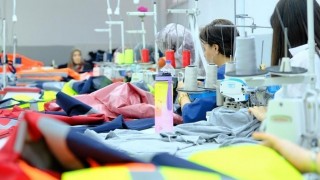 Ücretli Çalışan Sayısı Yıllık Bazda %2,2 Arttı