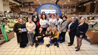 Üreten kadınlar, CarrefourSAda müşterilerle buluştu