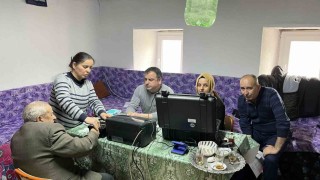 Uşakta 253 vatandaşın başvuruları adreslerinde alındı