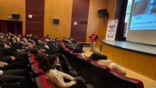 Uşakta ‘Gençlik ve Güvenli Gelecek projesi