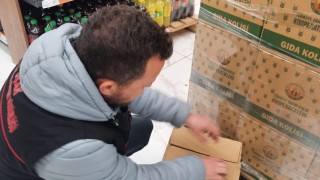 Uşakta Ramazan kolileri içinde bulunan gıdalara sıkı denetim