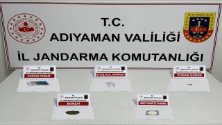 Uyuşturucu operasyonunda 12 şahıs yakalandı