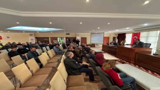 Üzümlüde bağcılık eğitimi düzenlendi