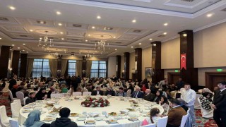 Vali Akkoyun, yetim ve öksüz çocuklarla iftar sofrasında buluştu