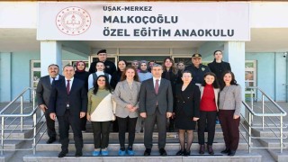 Vali Aktaş, öğrencilerle bir araya geldi