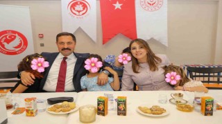 Vali Masatlı, sevgi evlerinde yaşayan çocukların bayram sevincine ortak oldu