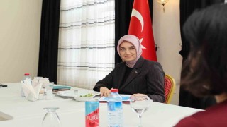 Vali Yiğitbaşı, tanıtım için dijital içerik üreticileriyle bir araya geldi