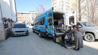 Van Büyükşehir Belediyesi engellilerin sorunlarını ortadan kaldırıyor