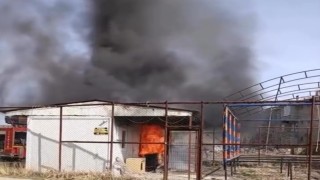 Vanda konteyner yangını