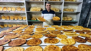 Meşhur Van Çöreği Ramazan’da Yoğun İlgi Görüyor