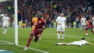 Victor Osimhen, gol krallığında zirveye yerleşti