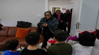 Yaşlılar Haftasında Alzheimer Merkezine anlamlı ziyaret