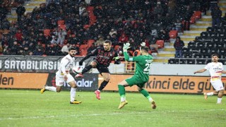 Yeni Malatyasporlu Enes Salik, en çok kurtarış yapan kaleci