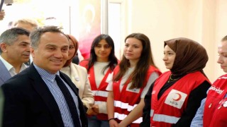 Yenilenen öğrenci butiği ihtiyaç sahibi öğrencilere ücretsiz hizmet veriyor