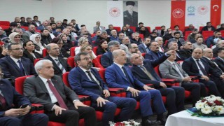YÖK Başkanı Özvar, Karsta Yetiştirici Eğitimi Çalıştayına katıldı
