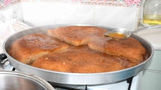 Yozgatta Ramazanın vazgeçilmez lezzeti: Ekmek kadayıfı